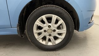 Used 2016 Tata Tiago [2016-2020] XZ CNG (Outside Fitted) Petrol+cng Manual tyres RIGHT FRONT TYRE RIM VIEW