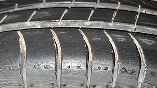 Used 2019 Hyundai New Santro 1.1 Magna AMT Petrol Automatic tyres RIGHT FRONT TYRE TREAD VIEW