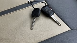 Used 2022 Hyundai New Santro 1.1 Sportz AMT Petrol Automatic extra CAR KEY VIEW