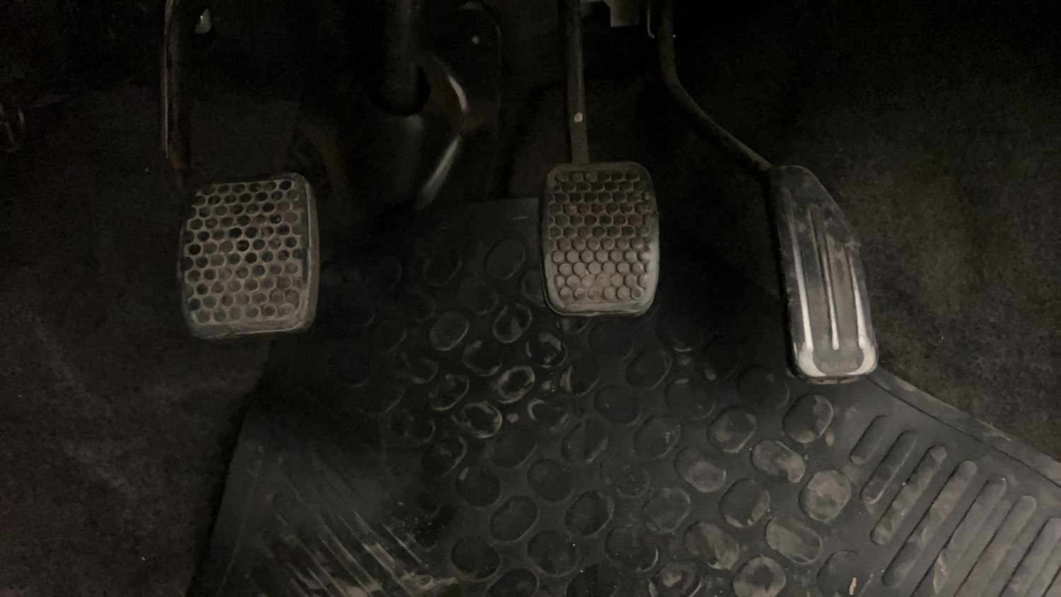 New Maruti Suzuki Alto K10 interior PEDALS VIEW