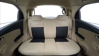 Used 2015 Honda Brio [2011-2016] VX MT Petrol Manual interior REAR SEAT CONDITION VIEW
