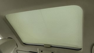 Used 2020 Skoda Superb L&K TSI AT Petrol Automatic top_features Sunroof