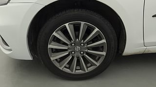 Used 2020 Maruti Suzuki Ciaz Alpha AT Petrol Petrol Automatic tyres LEFT FRONT TYRE RIM VIEW