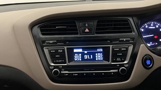 Used 2016 Hyundai Elite i20 [2014-2018] Asta 1.2 Petrol Manual top_features Integrated (in-dash) music system