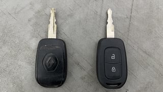 Used 2019 Renault Kwid [2015-2019] RXL Petrol Manual extra CAR KEY VIEW