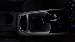 Used 2022 Hyundai Venue S (O) 1.0 Turbo iMT Petrol Manual interior GEAR  KNOB VIEW