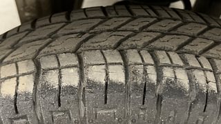 Used 2015 Maruti Suzuki Alto 800 Lxi CNG Petrol+cng Manual tyres RIGHT REAR TYRE TREAD VIEW