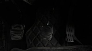 Used 2022 mahindra Scorpio N Z8 L Diesel 7 STR Diesel Manual interior PEDALS VIEW