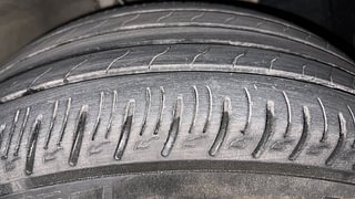 Used 2021 Hyundai Venue [2019-2022] SX 1.0  Turbo iMT Petrol Manual tyres RIGHT FRONT TYRE TREAD VIEW