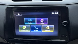 Used 2019 Renault Triber RXZ Petrol Manual top_features Touch screen infotainment system