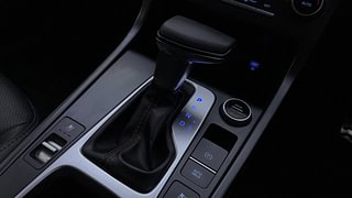 Used 2021 Hyundai Creta SX OPT Turbo DCT Dual Tone Petrol Petrol Automatic interior GEAR  KNOB VIEW