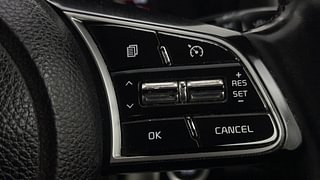 Used 2021 Kia Sonet HTX 1.0 iMT Petrol Manual top_features Cruise control