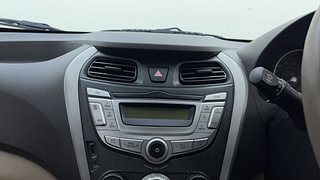 Used 2015 Hyundai Eon [2011-2018] Magna + Petrol Manual top_features Integrated (in-dash) music system