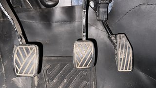 Used 2022 Maruti Suzuki XL6 Alpha Plus Dual Tone MT Petrol Petrol Manual interior PEDALS VIEW