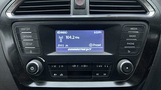 Used 2016 Tata Tiago [2016-2020] Revotorq XZ Diesel Manual top_features Integrated (in-dash) music system
