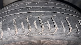 Used 2013 Ford EcoSport [2013-2015] Titanium 1.5L TDCi Diesel Manual tyres RIGHT FRONT TYRE TREAD VIEW