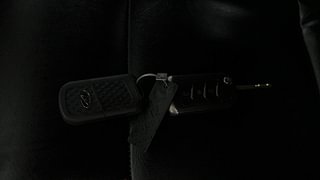 Used 2021 mahindra Thar LX 4 STR Hard Top Diesel MT 4WD Diesel Manual extra CAR KEY VIEW