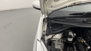 Used 2018 Tata Tiago [2016-2020] Revotron XZ Petrol Manual engine ENGINE RIGHT SIDE HINGE & APRON VIEW