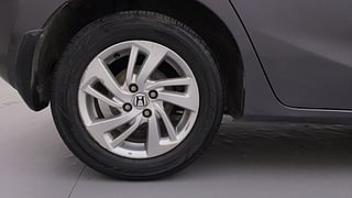 Used 2017 honda Jazz VX Petrol Manual tyres RIGHT REAR TYRE RIM VIEW