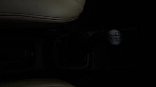 Used 2017 Renault Kwid [2015-2019] RXL Petrol Manual interior GEAR  KNOB VIEW