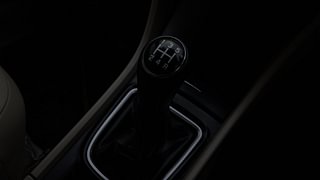 Used 2022 Maruti Suzuki Ciaz Alpha Petrol Petrol Manual interior GEAR  KNOB VIEW