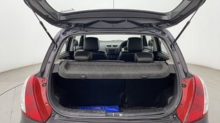 Used 2016 Maruti Suzuki Swift [2014-2017] VXI (O) Petrol Manual interior DICKY INSIDE VIEW