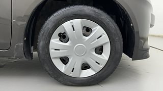 Used 2016 Honda Amaze 1.5 S i-DTEC Diesel Manual tyres RIGHT FRONT TYRE RIM VIEW