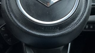 Used 2022 Maruti Suzuki XL6 Alpha Plus Dual Tone MT Petrol Petrol Manual top_features Airbags