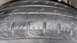 Used 2017 Renault Kwid [2015-2019] RXL Petrol Manual tyres RIGHT REAR TYRE TREAD VIEW