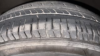Used 2015 Hyundai Eon [2011-2018] Magna + Petrol Manual tyres LEFT FRONT TYRE TREAD VIEW