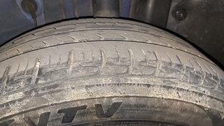Used 2015 Hyundai Elite i20 [2014-2018] Asta 1.2 Petrol Manual tyres LEFT REAR TYRE TREAD VIEW