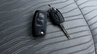 Used 2013 Ford EcoSport [2013-2015] Titanium 1.5L TDCi Diesel Manual extra CAR KEY VIEW