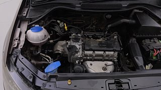 Used 2016 Volkswagen Polo [2015-2019] Trendline 1.2L (P) Petrol Manual engine ENGINE RIGHT SIDE VIEW