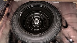 Used 2012 Honda City [2011-2014] 1.5 S MT Petrol Manual tyres SPARE TYRE VIEW
