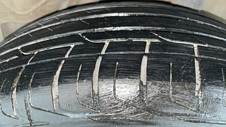 Used 2018 Honda WR-V [2017-2020] VX i-VTEC Petrol Manual tyres LEFT REAR TYRE TREAD VIEW