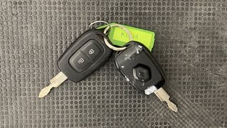 Used 2022 Renault Kwid 1.0 RXT AMT SCE Petrol Automatic extra CAR KEY VIEW