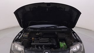Used 2017 Renault Kwid [2015-2019] RXL Petrol Manual engine ENGINE & BONNET OPEN FRONT VIEW
