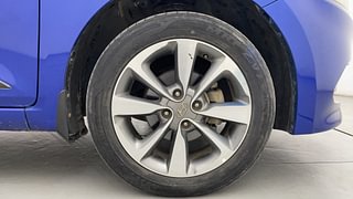 Used 2015 Hyundai Elite i20 [2014-2018] Asta 1.2 Petrol Manual tyres RIGHT FRONT TYRE RIM VIEW