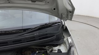Used 2020 Hyundai Xcent SX Petrol Manual engine ENGINE LEFT SIDE HINGE & APRON VIEW
