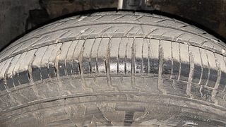 Used 2016 Maruti Suzuki Swift [2014-2017] VXI (O) Petrol Manual tyres LEFT FRONT TYRE TREAD VIEW