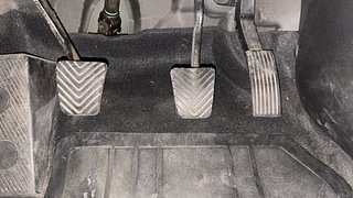 Used 2015 Hyundai Elite i20 [2014-2018] Asta 1.2 Petrol Manual interior PEDALS VIEW
