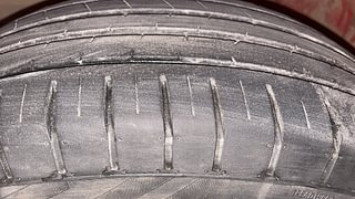 Used 2019 Maruti Suzuki Swift [2017-2021] ZXi AMT Petrol Automatic tyres LEFT FRONT TYRE TREAD VIEW