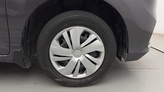 Used 2018 honda Amaze 1.2 S CVT i-VTEC Petrol Automatic tyres RIGHT FRONT TYRE RIM VIEW