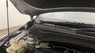 Used 2020 Kia Seltos GTX Plus DCT Petrol Automatic engine ENGINE RIGHT SIDE HINGE & APRON VIEW