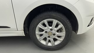 Used 2018 Tata Tiago [2016-2020] Revotron XZ Petrol Manual tyres RIGHT FRONT TYRE RIM VIEW