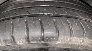 Used 2020 Honda WR-V [2017-2020] VX i-VTEC Petrol Manual tyres RIGHT FRONT TYRE TREAD VIEW