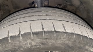 Used 2019 Maruti Suzuki Baleno [2019-2022] Alpha Petrol Petrol Manual tyres RIGHT FRONT TYRE TREAD VIEW