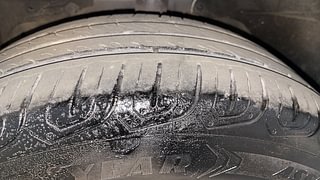 Used 2019 Ford Figo Aspire Trend 1.5 TDCi Diesel Manual tyres LEFT FRONT TYRE TREAD VIEW