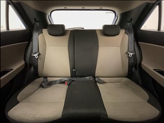 Used 2015 Hyundai Elite i20 [2014-2018] Asta 1.2 Petrol Manual interior REAR SEAT CONDITION VIEW