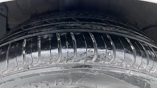 Used 2023 Hyundai New i20 Asta (O) 1.2 MT Petrol Manual tyres RIGHT REAR TYRE TREAD VIEW